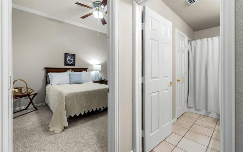 809 Lake Point Circle, McKinney TX 75072 - Photo 6