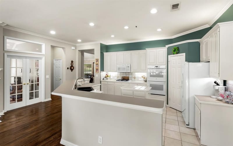 809 Lake Point Circle, McKinney TX 75072 - Photo 26