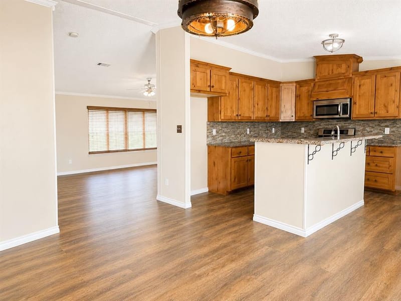 155 N Swanson Road, Mineral Wells TX 76067 - Photo 3