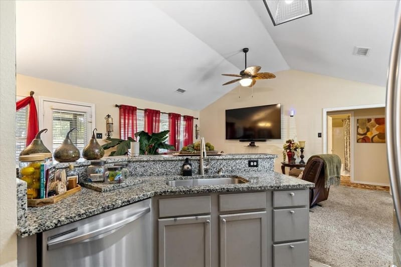 425 Legendary Lane, Gun Barrel City TX 75156 - Photo 19