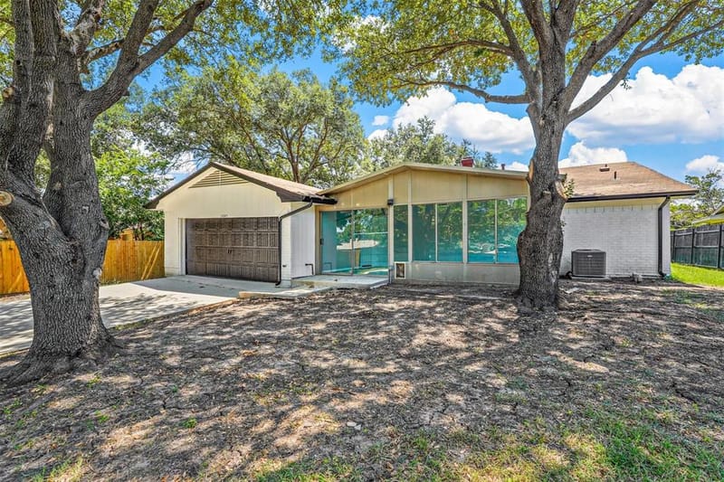 2805 Sybil Drive, Mesquite TX 75149 - Photo 3