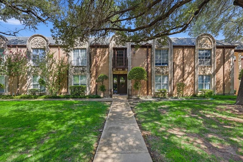 4102 Ridglea Country Club Drive # 1501, Fort Worth TX 76126 - Photo 2
