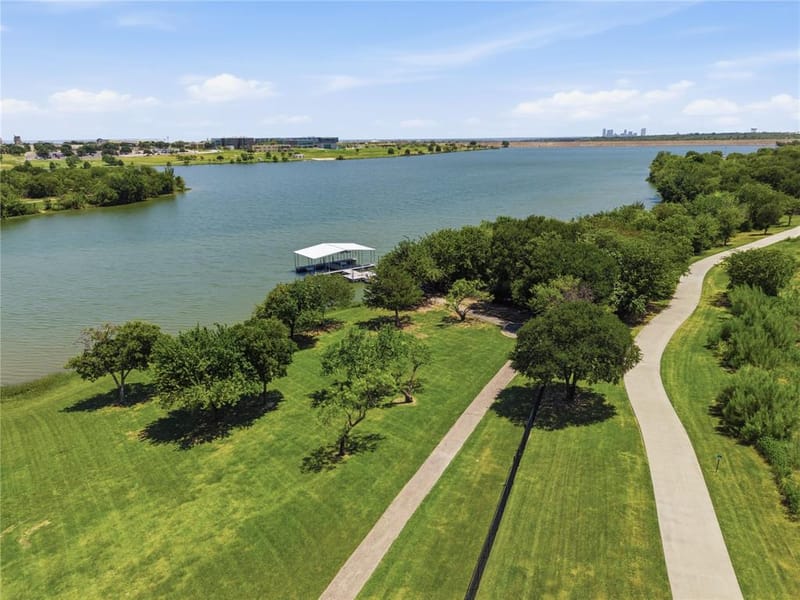 5616 Salt Springs Drive, Fort Worth TX 76179 - Photo 3