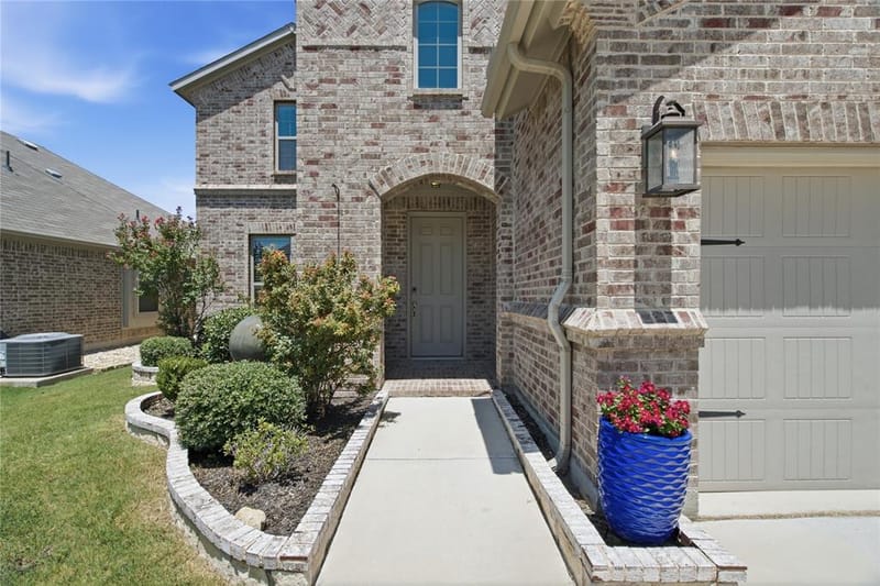 5616 Salt Springs Drive, Fort Worth TX 76179 - Photo 5