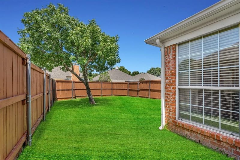 334 Touchdown Drive, Irving TX 75063 - Photo 33
