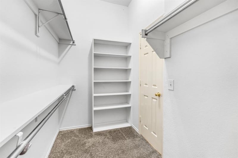 334 Touchdown Drive, Irving TX 75063 - Photo 31