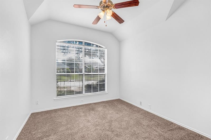 334 Touchdown Drive, Irving TX 75063 - Photo 8