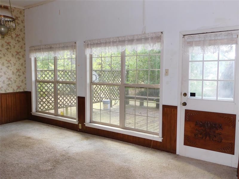 106 N 1st Street W, Dawson TX 76639 - Photo 18