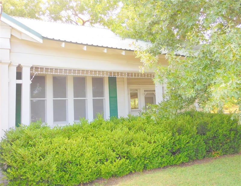106 N 1st Street W, Dawson TX 76639 - Photo 37