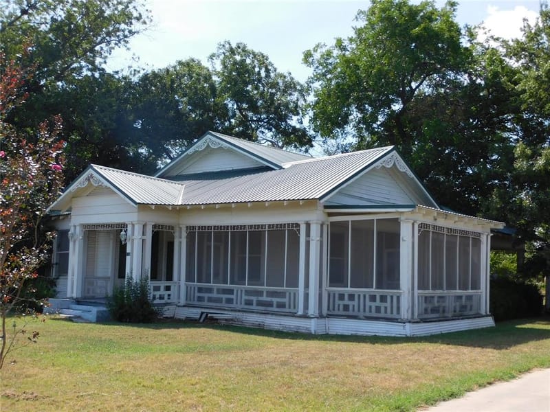 106 N 1st Street W, Dawson TX 76639 - Photo 8