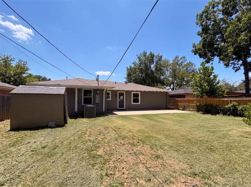 2415 Barnes Bridge Road, Dallas TX 75228 - Photo 18