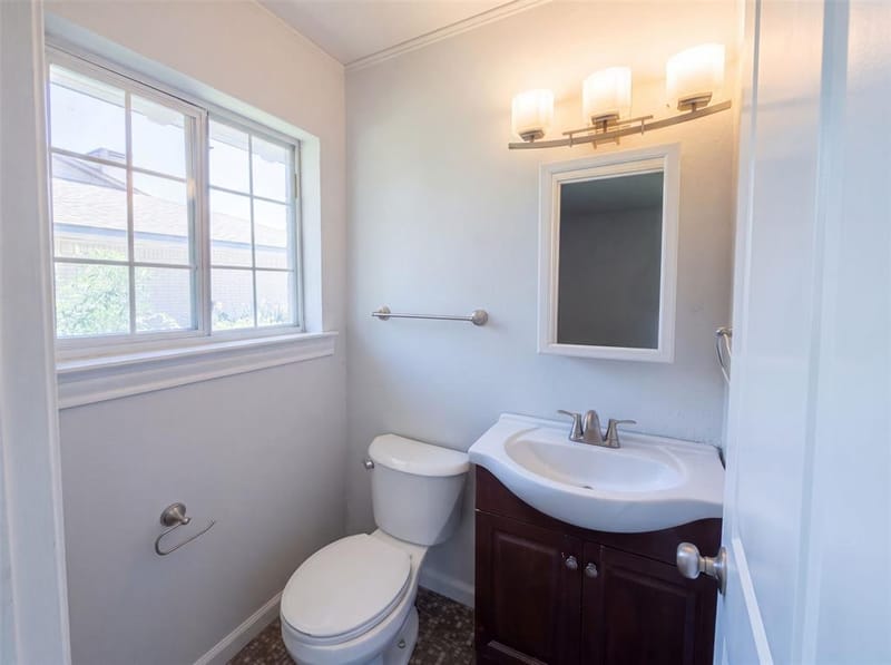 2415 Barnes Bridge Road, Dallas TX 75228 - Photo 11