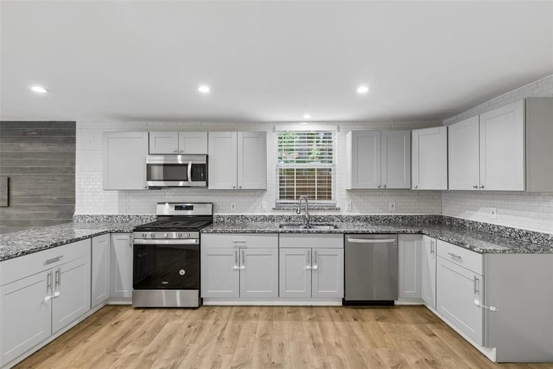 2519 Maverick Avenue, Dallas TX 75228 - Photo 15