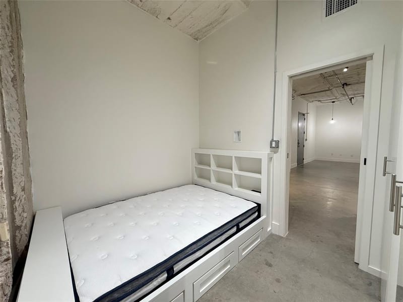 1122 Jackson Street # 522, Dallas TX 75202 - Photo 15
