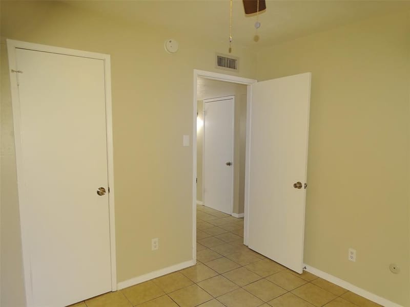 7220 Emory Oak Lane, Dallas TX 75249 - Photo 25