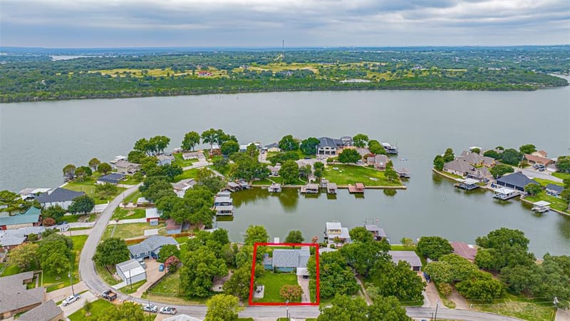 4620 E Holiday Estates Court, Granbury TX 76049 - Photo 3