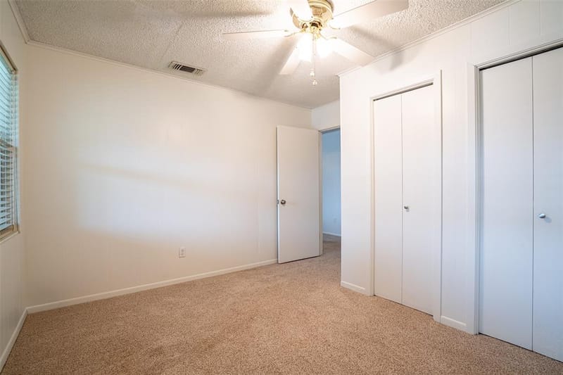 4620 E Holiday Estates Court, Granbury TX 76049 - Photo 19
