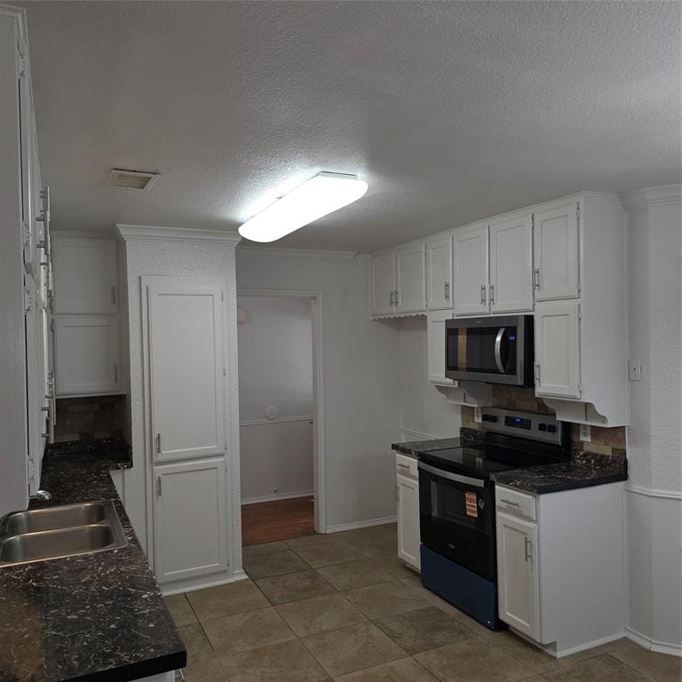 5525 Parliament Drive, Arlington TX 76017 - Photo 10