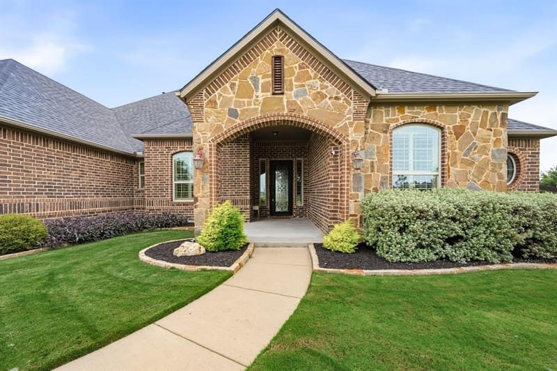 13450 Kira Lane, Justin TX 76247 - Photo 3