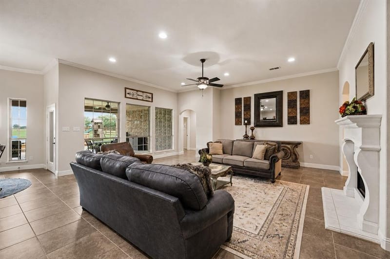 13450 Kira Lane, Justin TX 76247 - Photo 9
