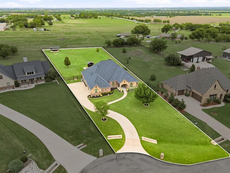 13450 Kira Lane, Justin TX 76247 - Photo 30