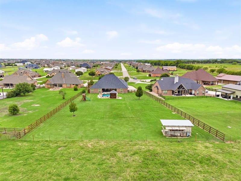 13450 Kira Lane, Justin TX 76247 - Photo 31