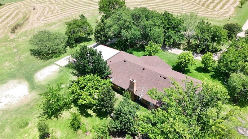 2114 FM 1181, Ennis TX 75119 - Photo 33