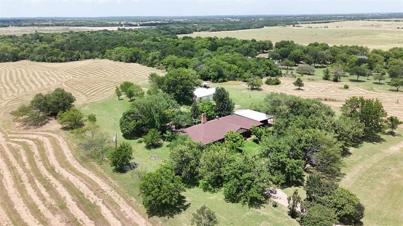 2114 FM 1181, Ennis TX 75119 - Photo 35