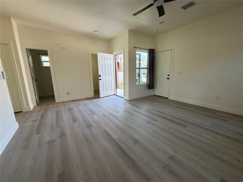 4716 Frank Street, Dallas TX 75210 - Photo 13