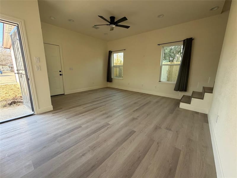 4716 Frank Street, Dallas TX 75210 - Photo 12