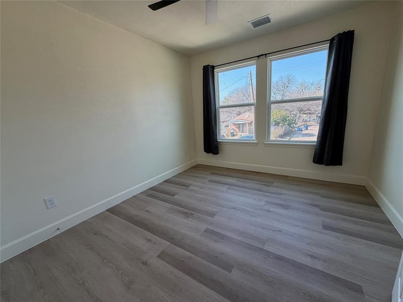 4716 Frank Street, Dallas TX 75210 - Photo 25