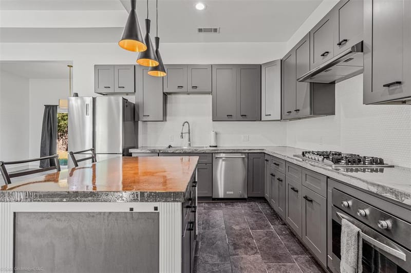 369 Pine Chase Street, Van TX 75790 - Photo 6
