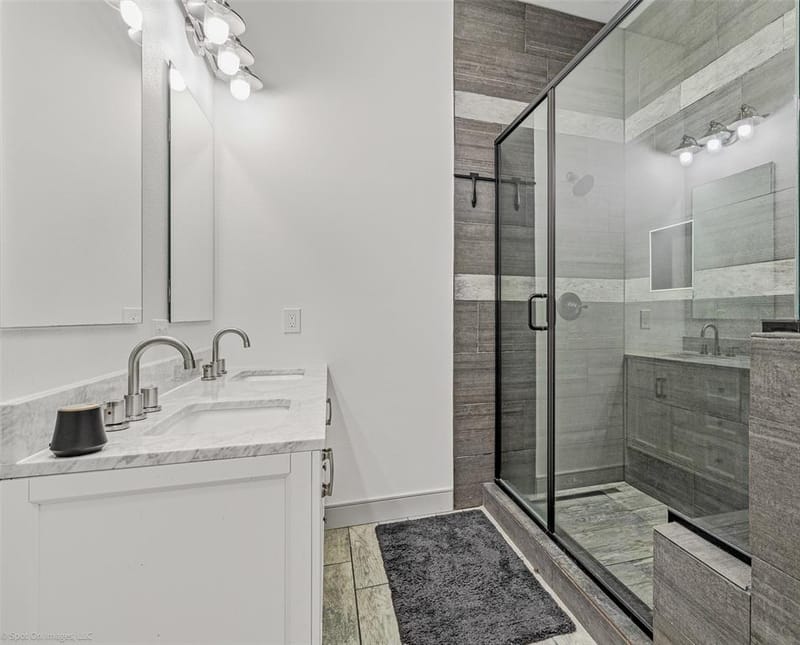369 Pine Chase Street, Van TX 75790 - Photo 10