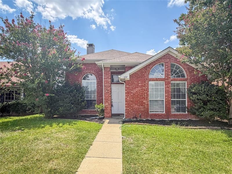 573 Lake Forest Drive, Coppell TX 75019