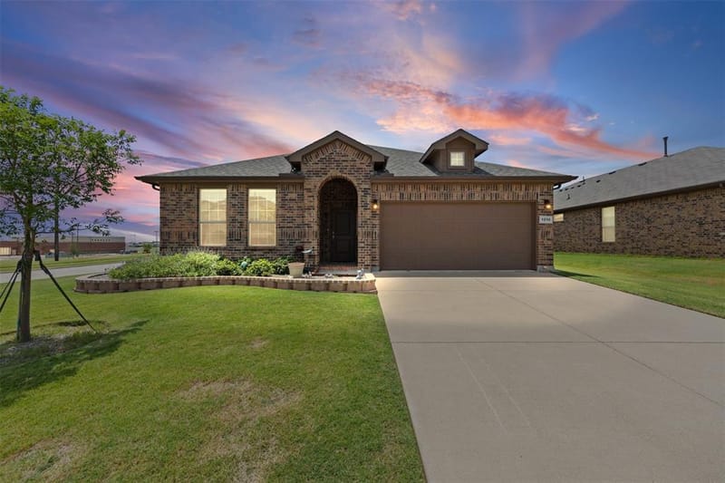 1216 Larkspur Lane, Cleburne TX 76033 - Photo 2