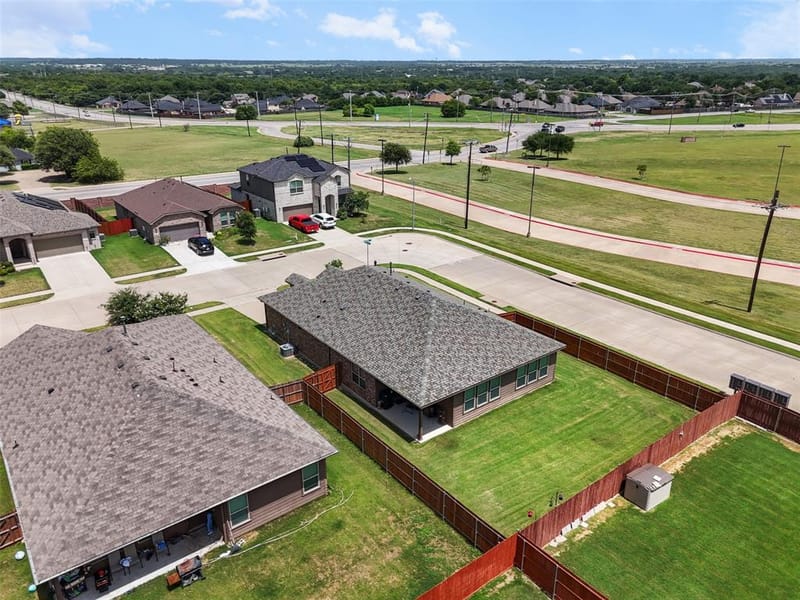 1216 Larkspur Lane, Cleburne TX 76033 - Photo 36
