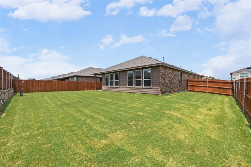 1216 Larkspur Lane, Cleburne TX 76033 - Photo 34