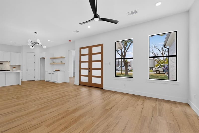 609 E Grove Street, Kaufman TX 75142 - Photo 8