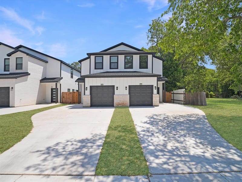 826 Stamps Avenue, Fort Worth TX 76114 - Photo 2