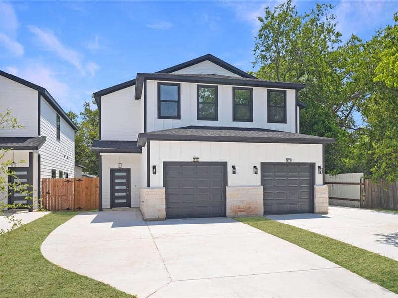 826 Stamps Avenue, Fort Worth TX 76114