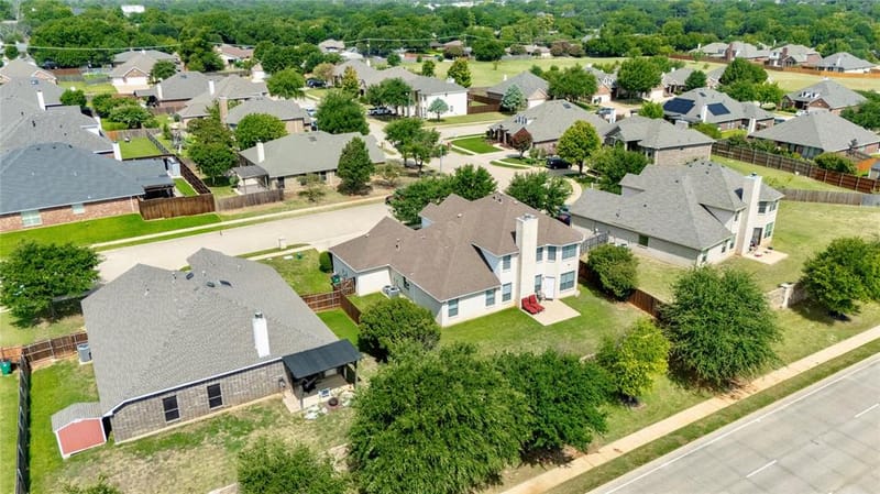 45 Beechcreek Drive, Edgecliff Village TX 76134 - Photo 7