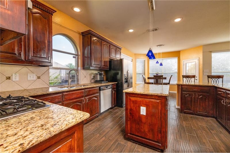45 Beechcreek Drive, Edgecliff Village TX 76134 - Photo 14