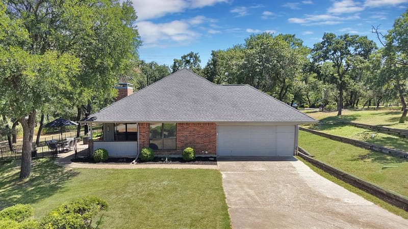 113 Cottonwood Court, Hudson Oaks TX 76087 - Photo 6