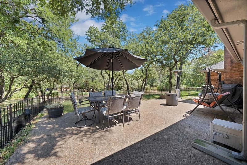113 Cottonwood Court, Hudson Oaks TX 76087 - Photo 32