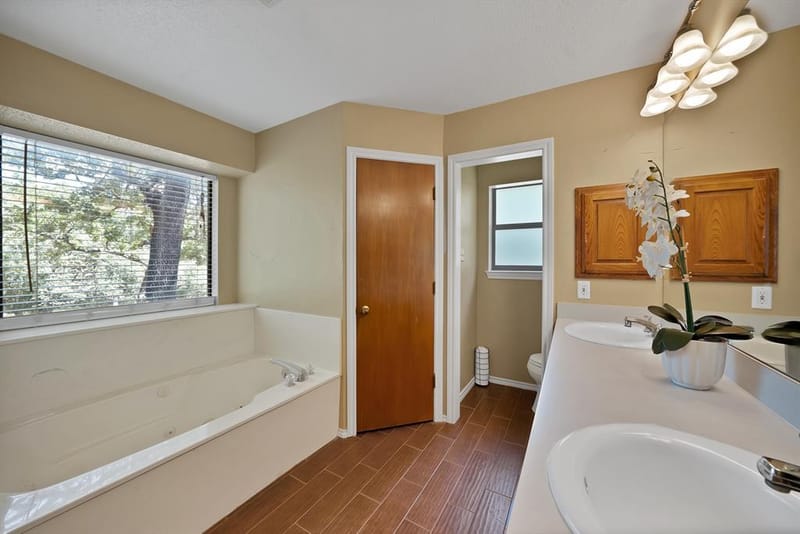 113 Cottonwood Court, Hudson Oaks TX 76087 - Photo 24