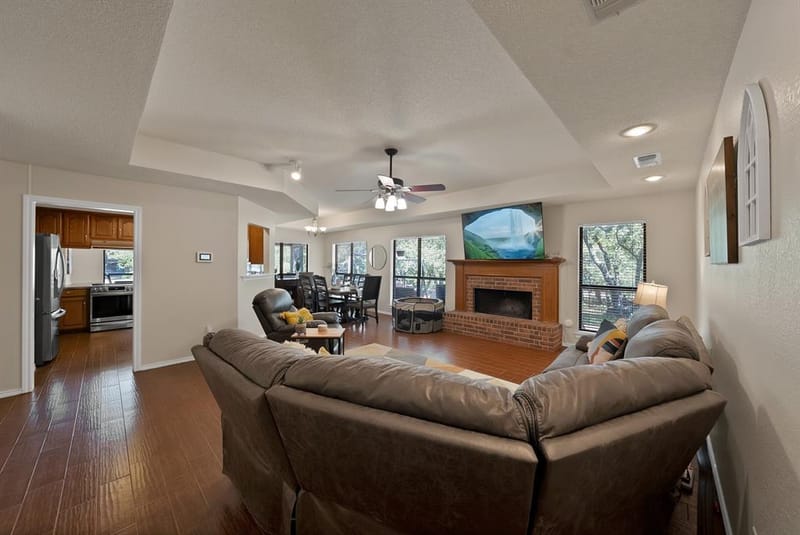 113 Cottonwood Court, Hudson Oaks TX 76087 - Photo 21