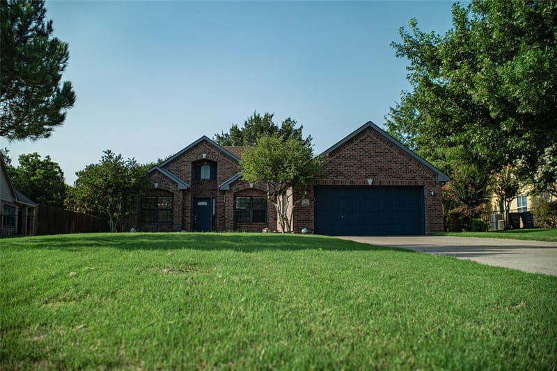 2521 Glenn Ranch Drive, Burleson TX 76028