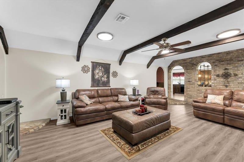 2534 S Robinson Drive, Robinson TX 76706 - Photo 6