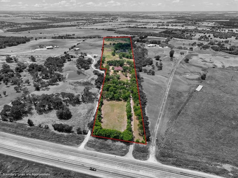 2534 S Robinson Drive, Robinson TX 76706