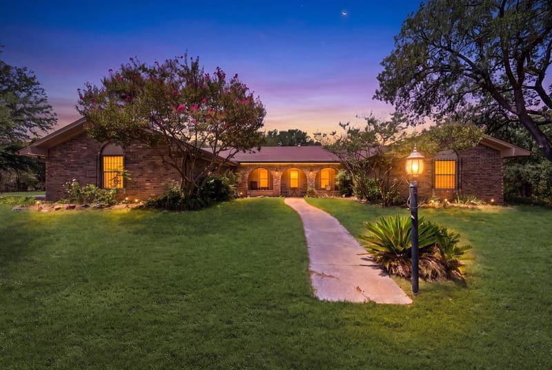 2534 S Robinson Drive, Robinson TX 76706 - Photo 39